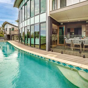 Shelly Seaside A Australia